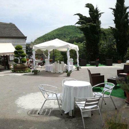 Hotel Il Volturino Calvello Екстер'єр фото