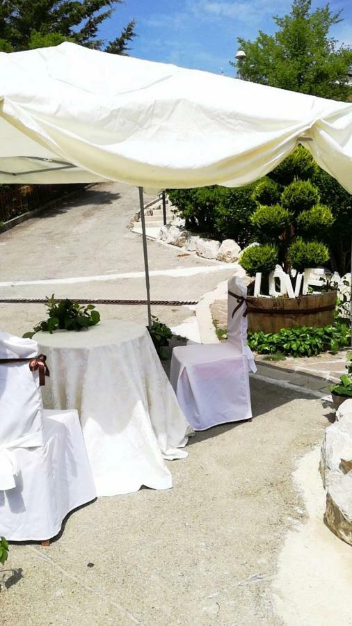 Hotel Il Volturino Calvello Екстер'єр фото